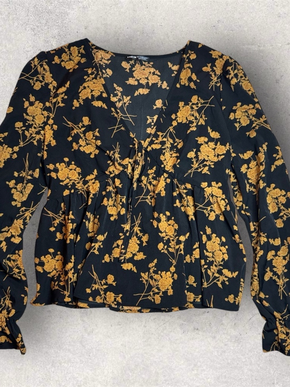 SHEIN Black Long Sleeve Floral Peplum Top V-Neck sz L